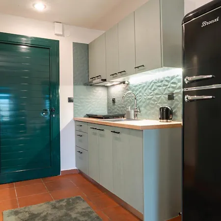 Voras 180° View Chalet