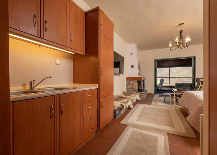 Voras 180° View פלאיוס אגיוס אתנאסיוס