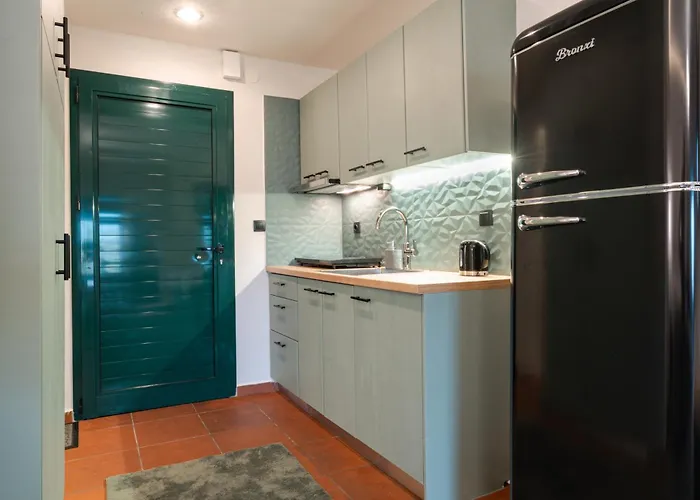 Voras 180° View Chalet